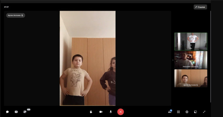 Танцуйте вместе с нами!!!.